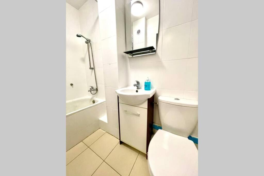 Super Apartament Brown 2X Metro Nowy Wifi Netflix Spotify Panorama Miasta وارسو المظهر الخارجي الصورة